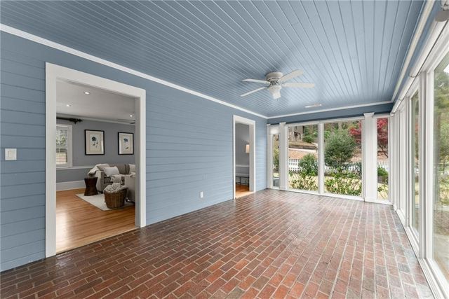 669 Dixon Drive, Gainesville, GA 30501