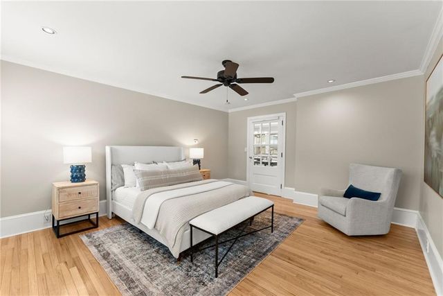 669 Dixon Drive, Gainesville, GA 30501