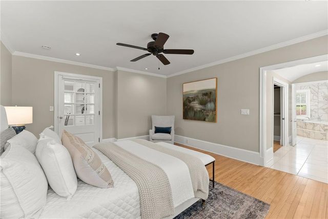 669 Dixon Drive, Gainesville, GA 30501