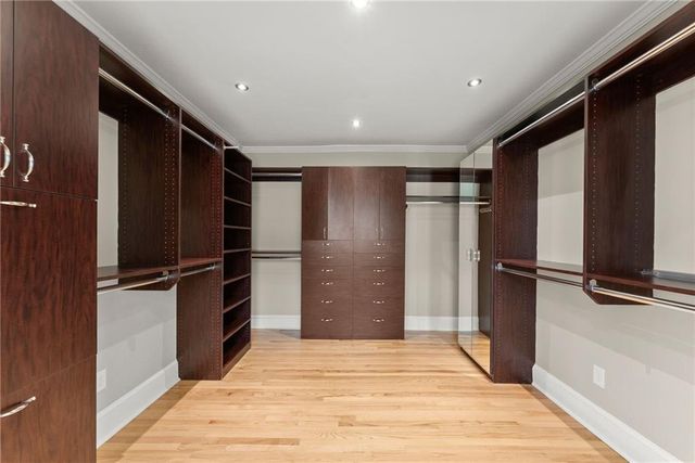 669 Dixon Drive, Gainesville, GA 30501