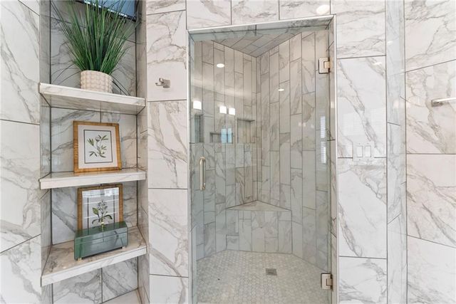 669 Dixon Drive, Gainesville, GA 30501