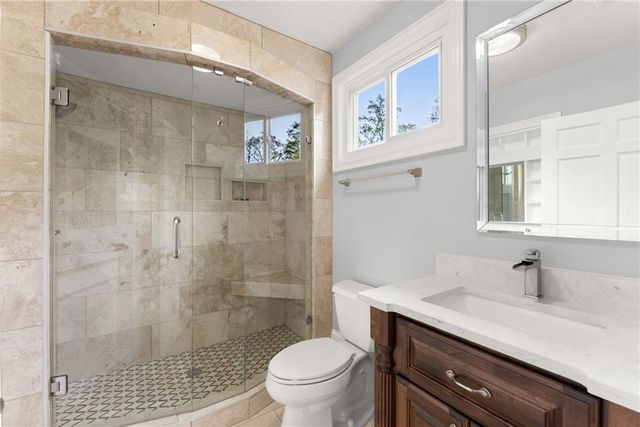 669 Dixon Drive, Gainesville, GA 30501