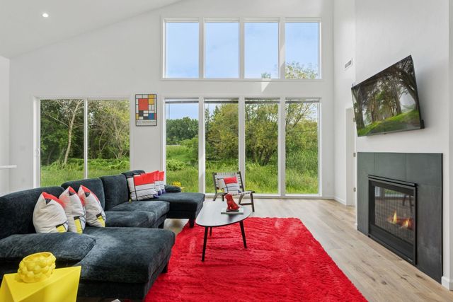 1013 Gardner Street, Wayzata, MN 55391