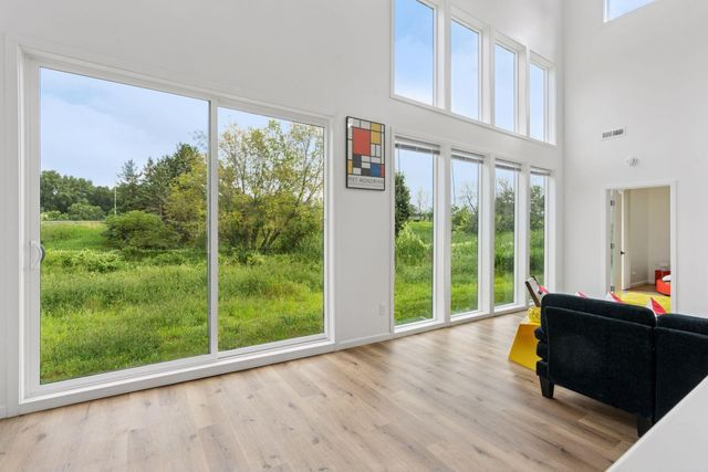 1013 Gardner Street, Wayzata, MN 55391