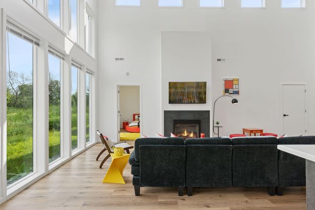 1013 Gardner Street, Wayzata, MN 55391