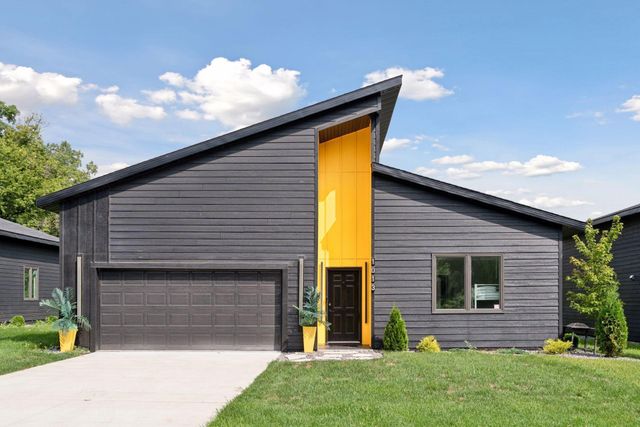 1013 Gardner Street, Wayzata, MN 55391