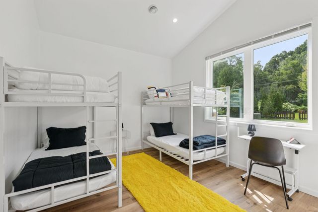 1013 Gardner Street, Wayzata, MN 55391