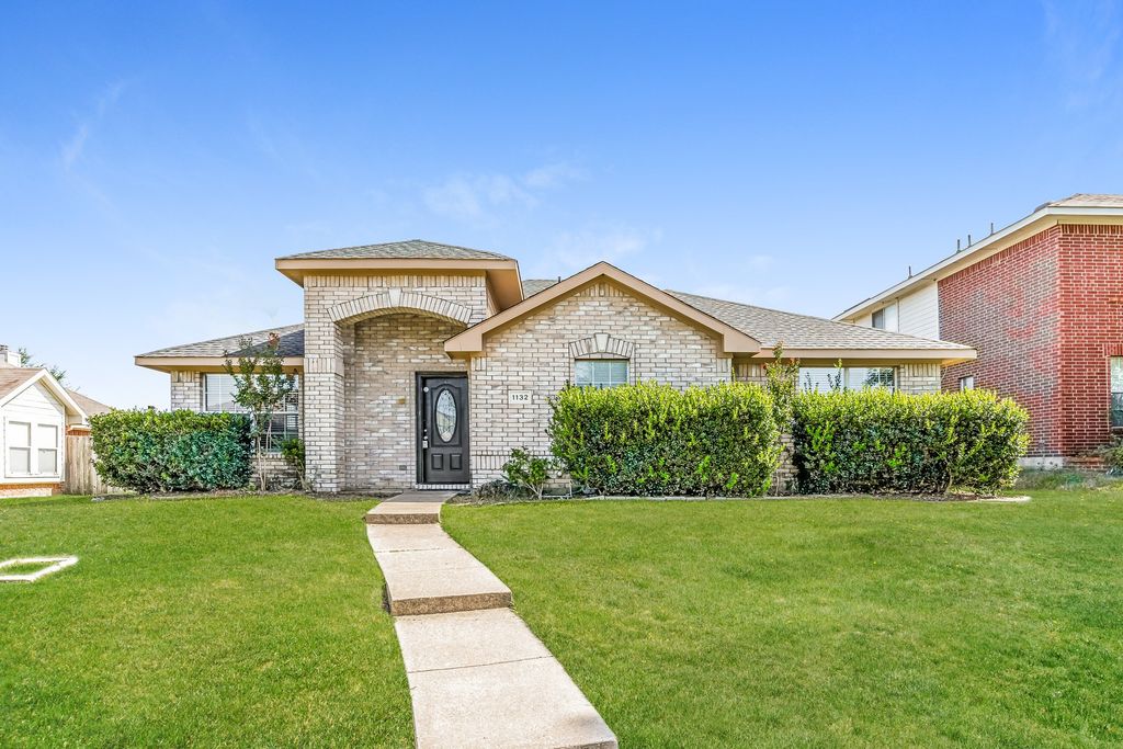 1132 Beechwood Lane, Cedar Hill, TX 75104