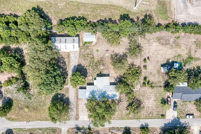 420 W Briarwood W, San Marcos, TX 78666