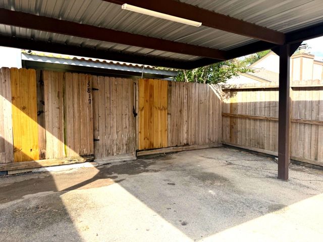 5817 W Tidwell Road, Houston, TX 77092