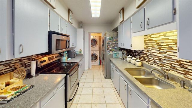 3288 Page Ave Apt 1014, Virginia Beach, VA 23451