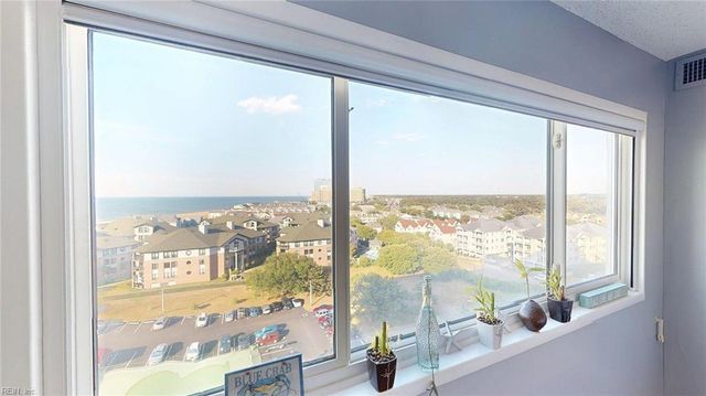 3288 Page Ave Apt 1014, Virginia Beach, VA 23451