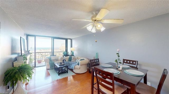 3288 Page Ave Apt 1014, Virginia Beach, VA 23451