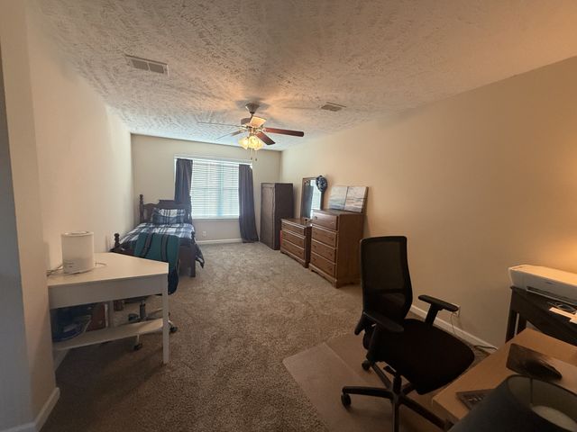 2209 Hard Spun Ct, Murfreesboro, TN 37128