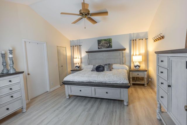 590 NW 161st Avenue, Pembroke Pines, FL 33028