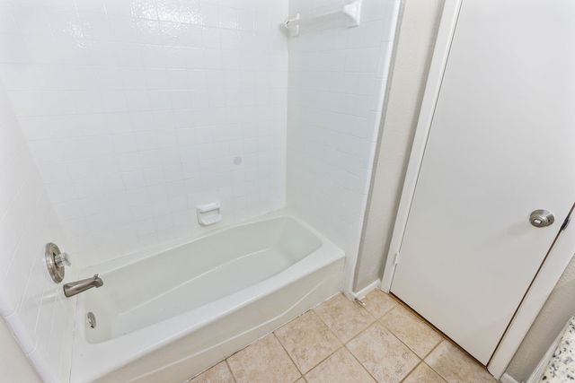 712 Springhill Drive, Hurst, TX 76054