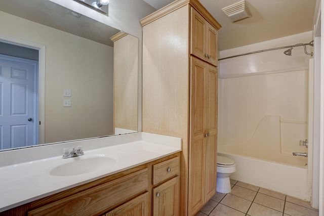 427 Lindsey ST 123, San Marcos, TX 78666