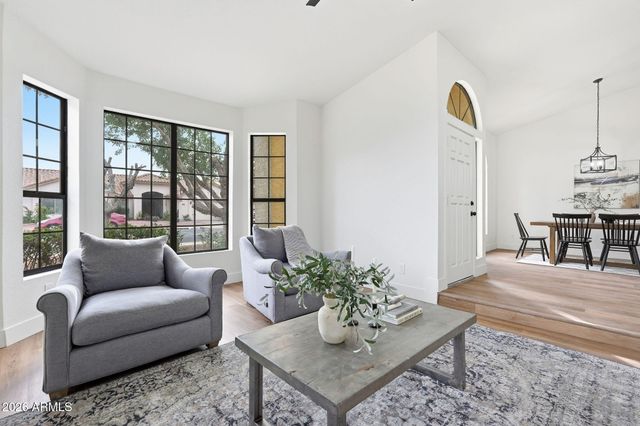 10930 W COTTONWOOD Lane, Avondale, AZ 85392