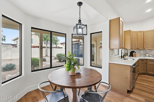 10930 W COTTONWOOD Lane, Avondale, AZ 85392