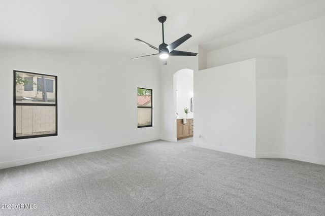 10930 W COTTONWOOD Lane, Avondale, AZ 85392