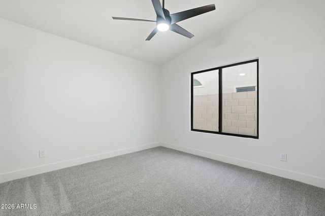 10930 W COTTONWOOD Lane, Avondale, AZ 85392