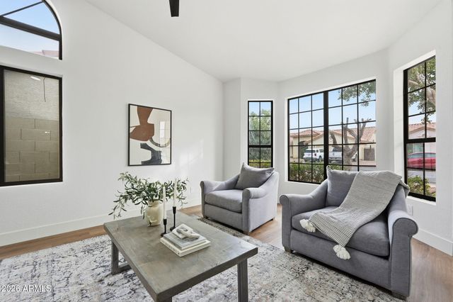 10930 W COTTONWOOD Lane, Avondale, AZ 85392