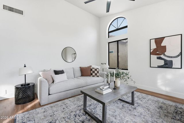 10930 W COTTONWOOD Lane, Avondale, AZ 85392