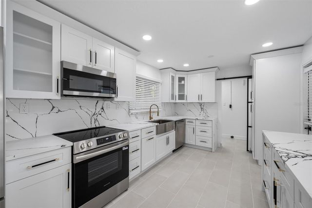 3141 ALTA VISTA STREET, Sarasota, FL 34237