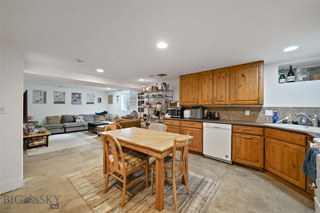 414 N 6th Avenue, Bozeman, MT 59715