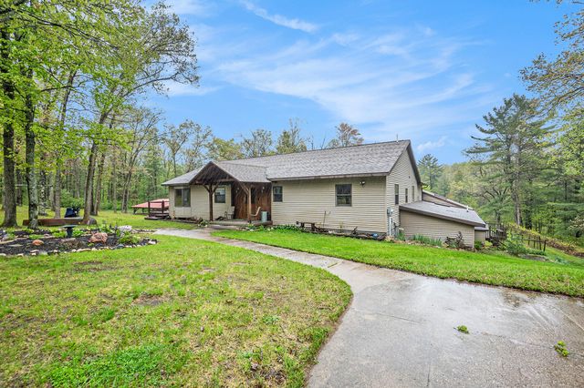 1977 E 40th Street, Everett Twp, MI 49349