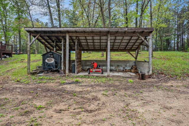 1977 E 40th Street, Everett Twp, MI 49349