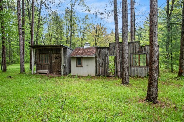 1977 E 40th Street, Everett Twp, MI 49349