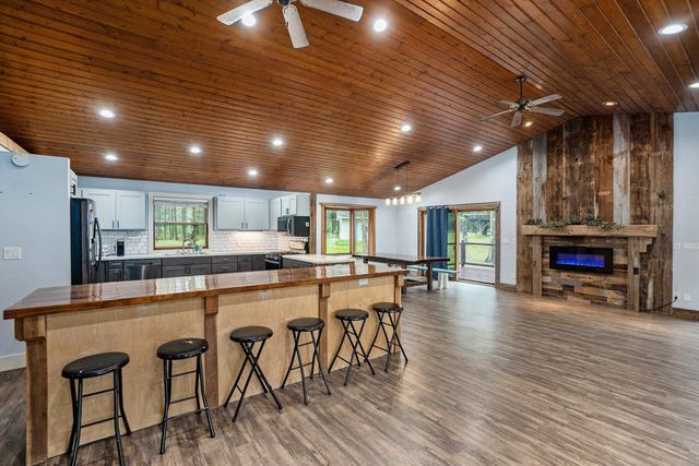 1977 E 40th Street, Everett Twp, MI 49349