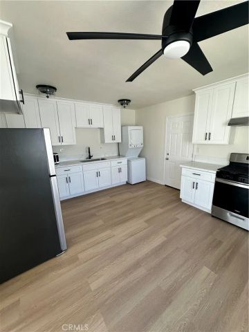 4555 W 165th St., Lawndale, CA 90260