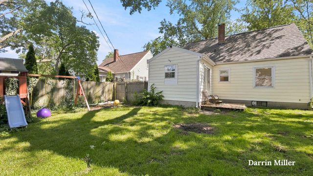 1426 Montague Avenue, Muskegon City, MI 49441