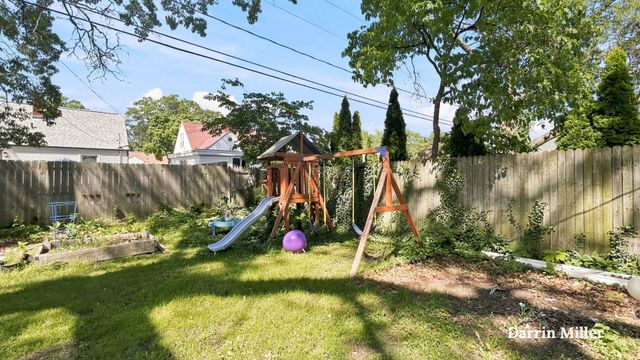 1426 Montague Avenue, Muskegon City, MI 49441