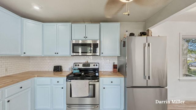 1426 Montague Avenue, Muskegon City, MI 49441