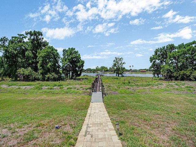 16270 FOREST MIST COURT, Alva, FL 33920