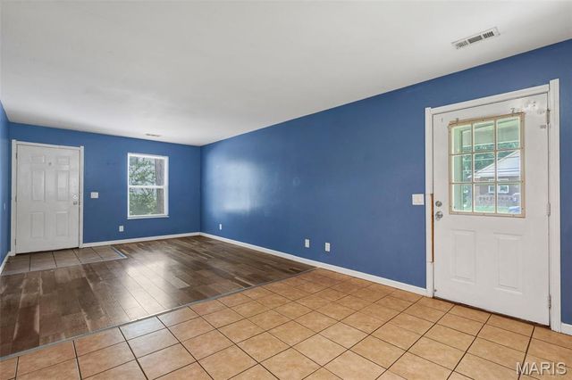 1620 Gallaher Avenue, St Charles, MO 63301