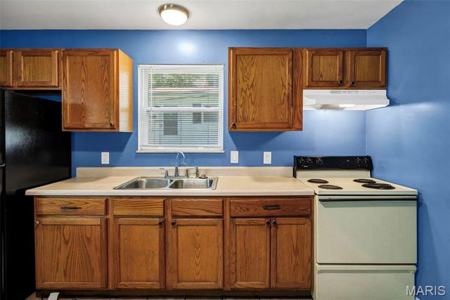 1620 Gallaher Avenue, St Charles, MO 63301