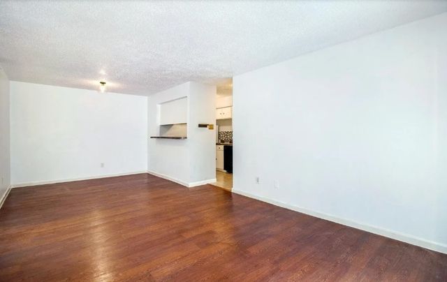 8110 Skillman Street 1020, Dallas, TX 75231
