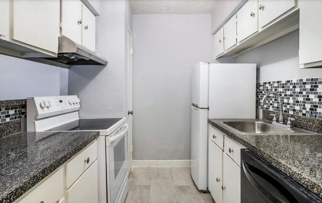 8110 Skillman Street 1020, Dallas, TX 75231
