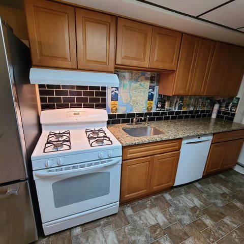24 63RD ST, West New York, NJ 07093