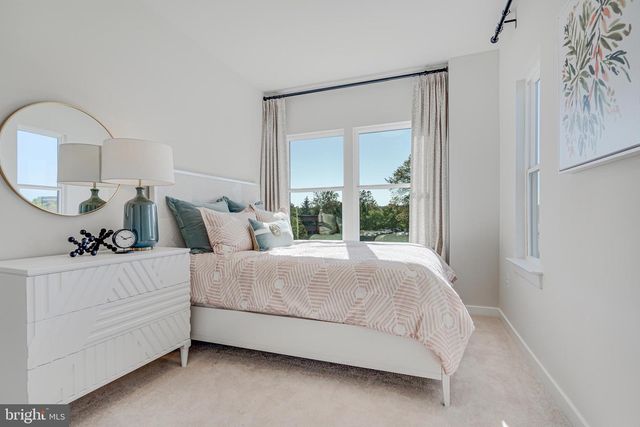 232 CHIANTI TER SE, Leesburg, VA 20175