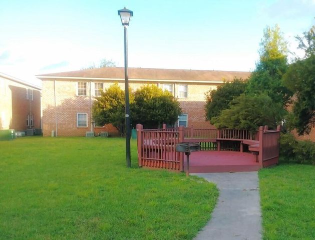 202 Oakmont Avenue C, Ladson, SC 29456