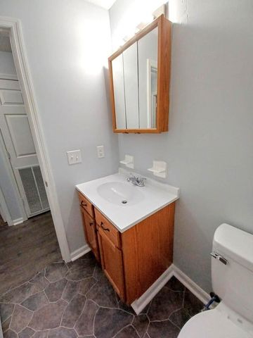 202 Oakmont Avenue C, Ladson, SC 29456