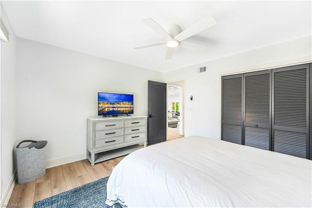 134 16th AVE S, Naples, FL 34102