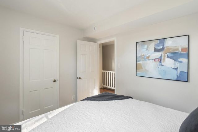 4894 28TH ST S, Arlington, VA 22206