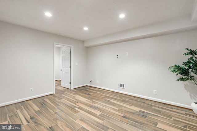 4894 28TH ST S, Arlington, VA 22206