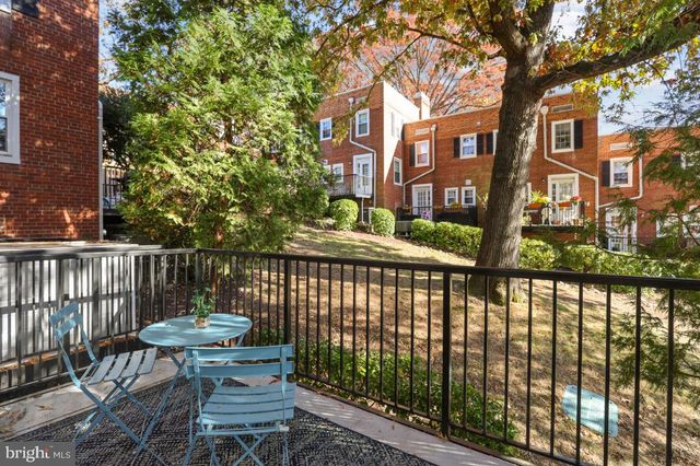 4894 28TH ST S, Arlington, VA 22206